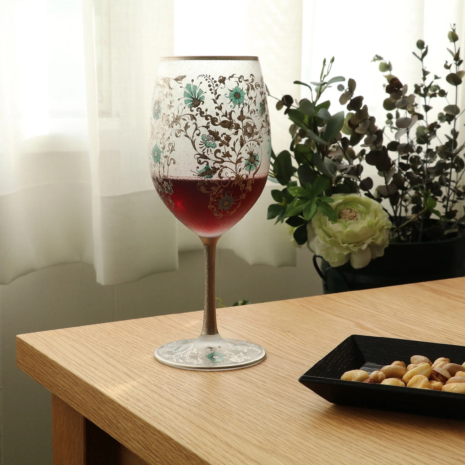 Arabesque Silver Premium Japanese Wine Glass - Image 6
