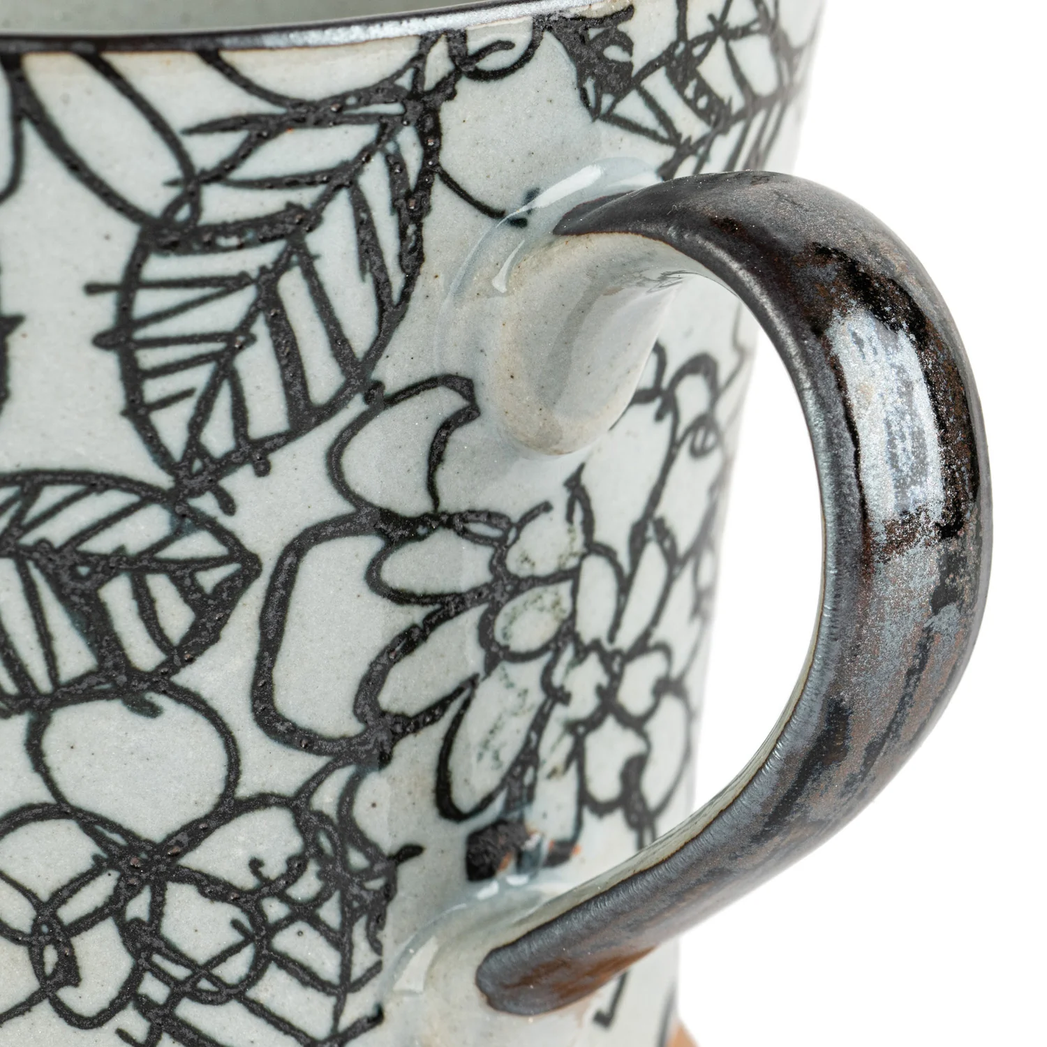 Black Flower Garden Japanese Mug - Image 3