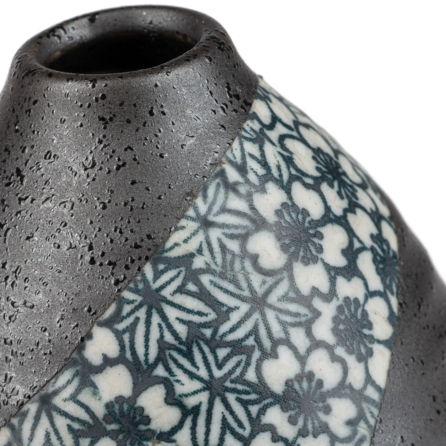 Charcoal Floral Mini Japanese Vase - Image 4