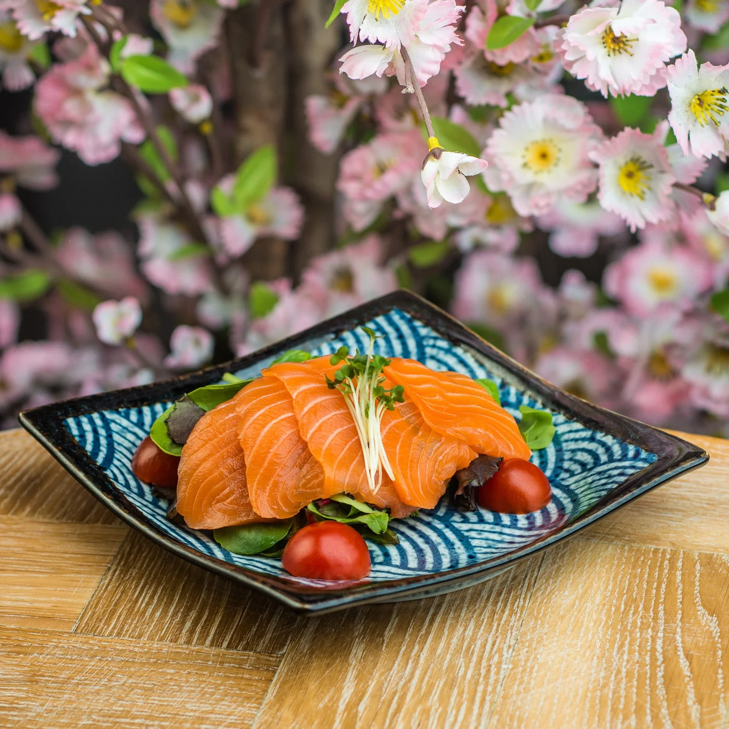 Seikaiha Traditional Japanese Sushi Plate - Image 5