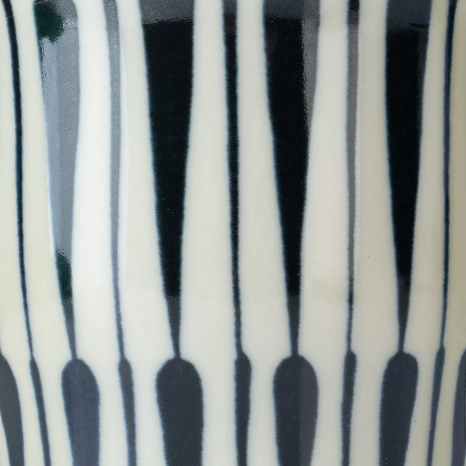 Yaetokusa Japanese Ceramic Tea Cup - Image 4